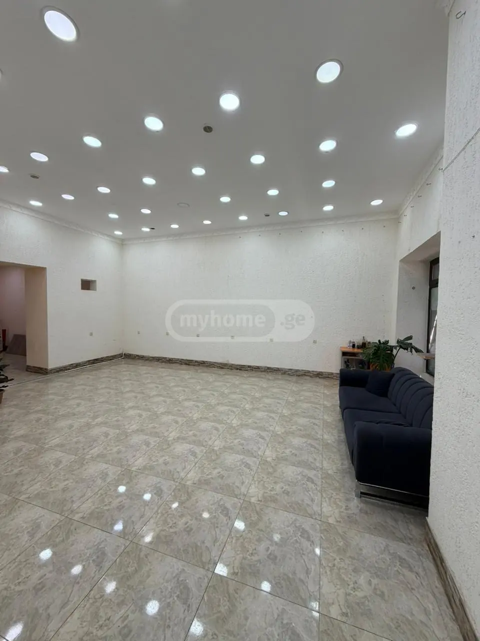 For Rent Universaluri Commercial Space view 3