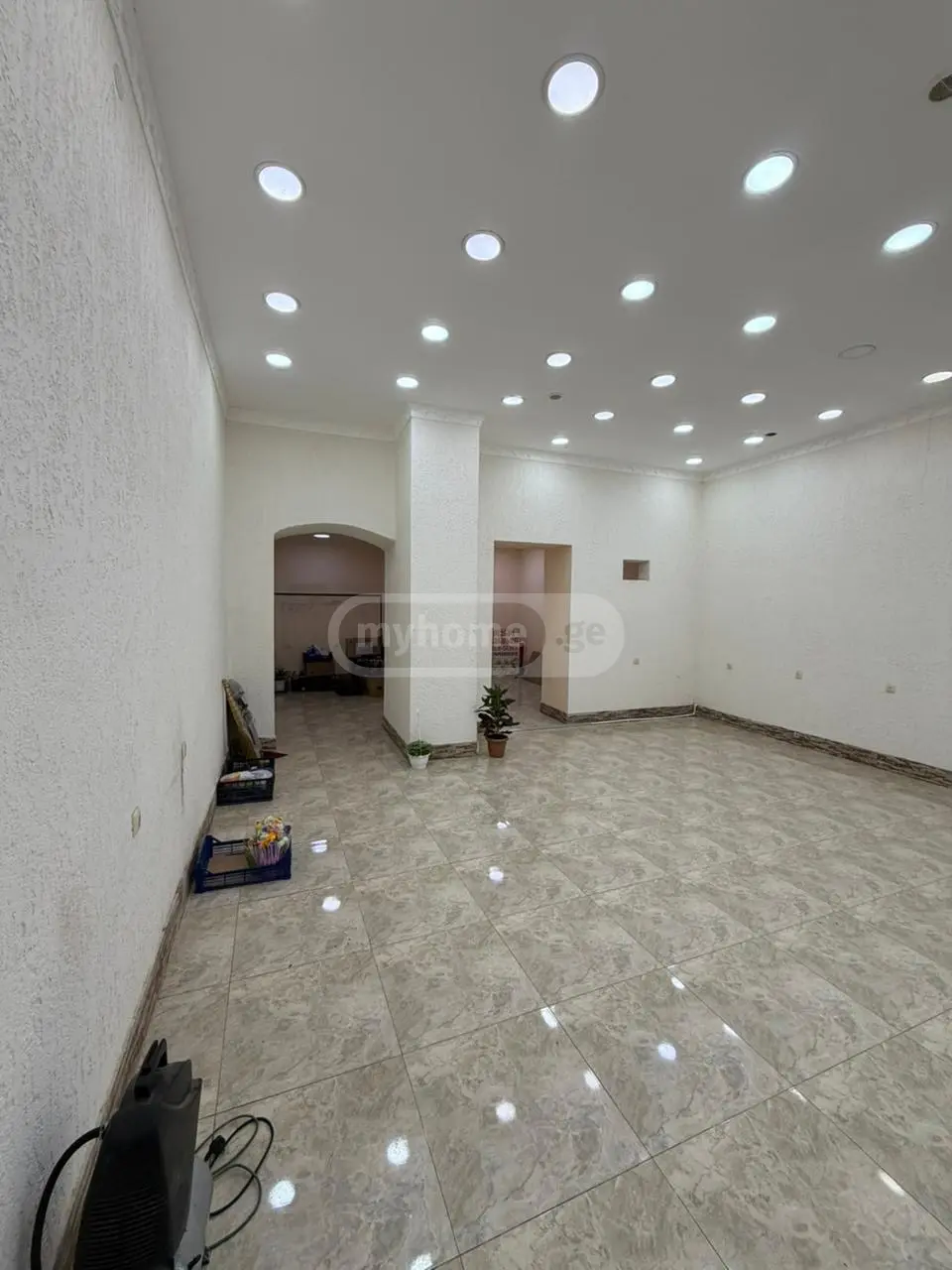 For Rent Universaluri Commercial Space view 2
