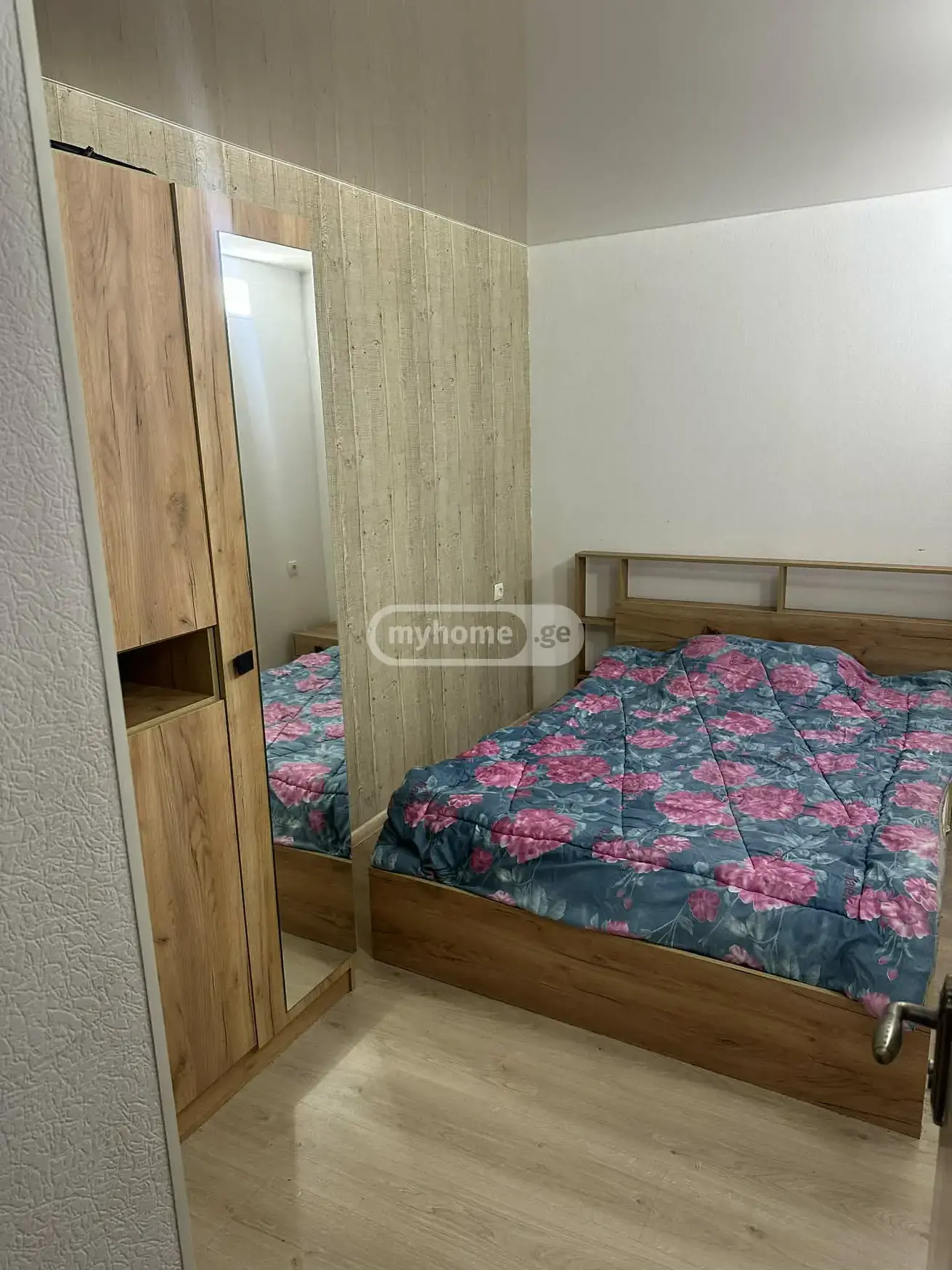 For Rent 2 Room Apartment Kutaisshi view 4