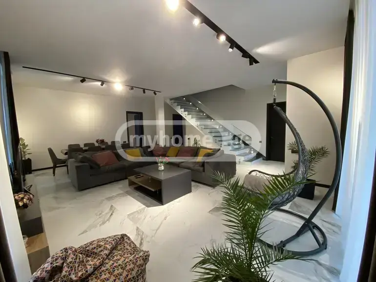 For Sale 8 Room Private House, 5 of 12