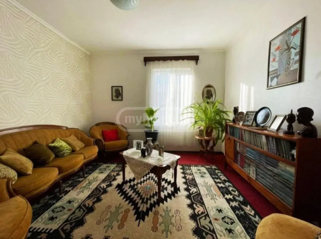 For Sale 8 Room Private House view 11