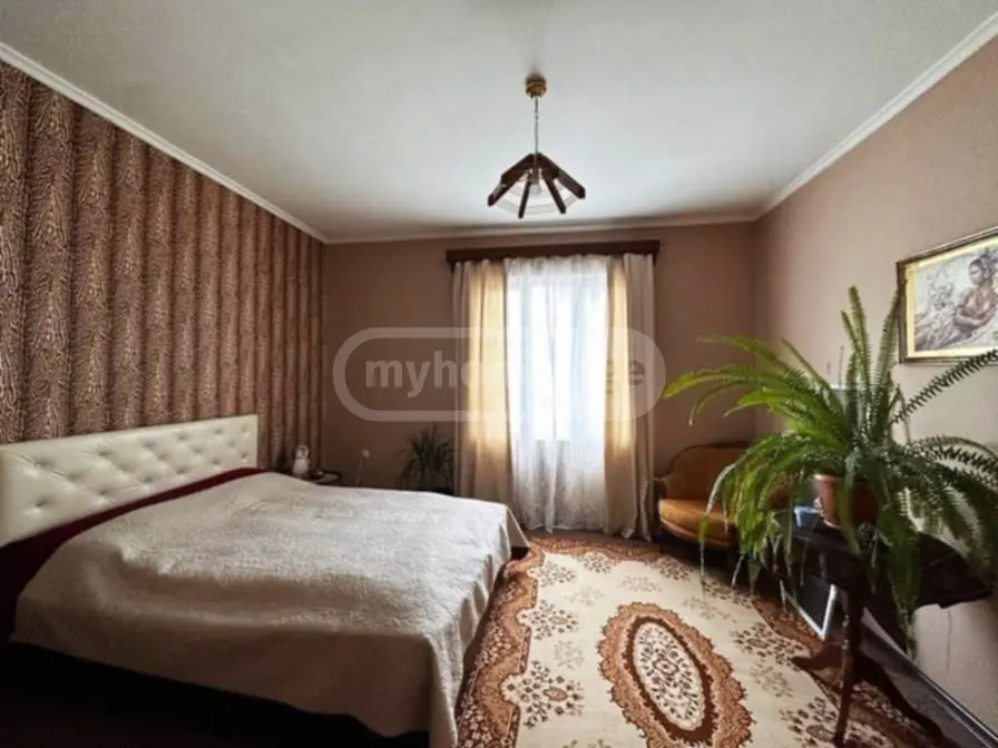 For Sale 8 Room Private House view 12