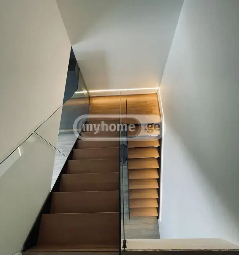 For Sale 8 Room Private House, 9 of 12