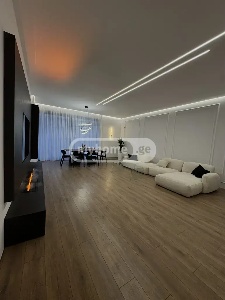 For Sale 8 Room Private House, 1 of 12
