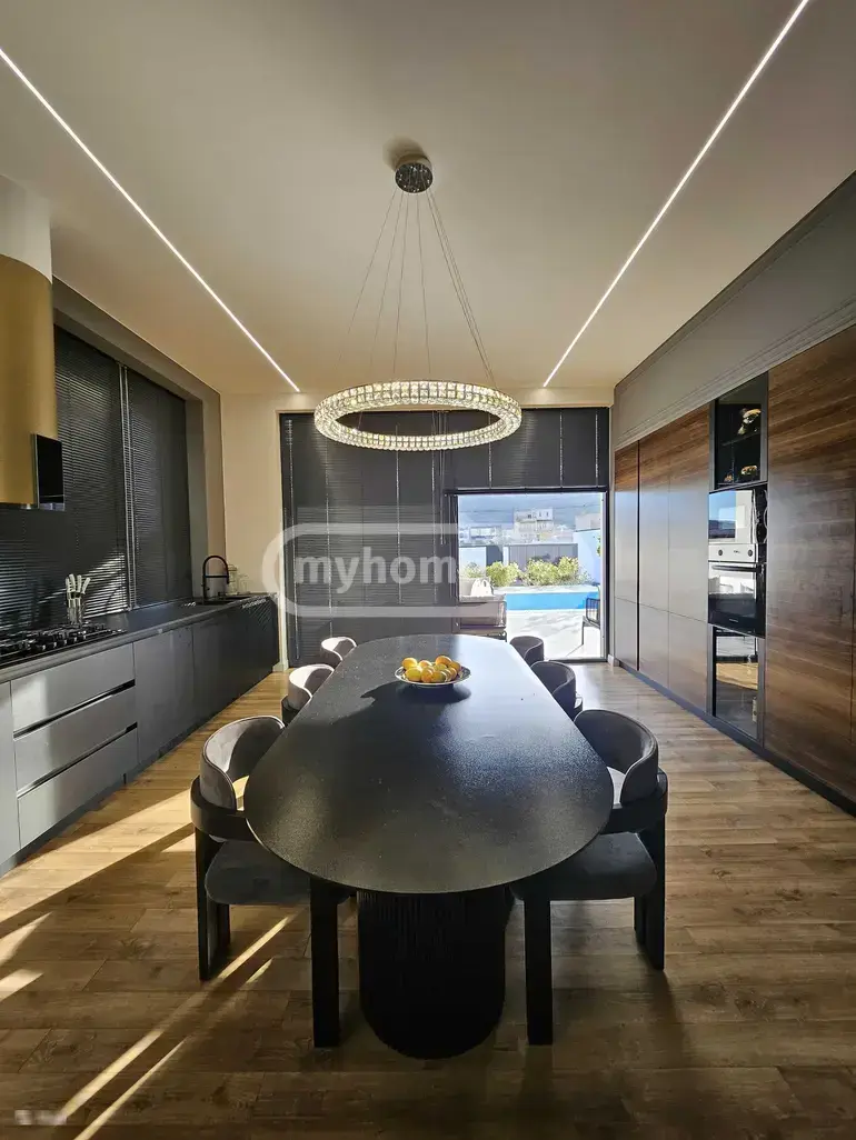 For Sale 5 Room Private House, 3 of 9