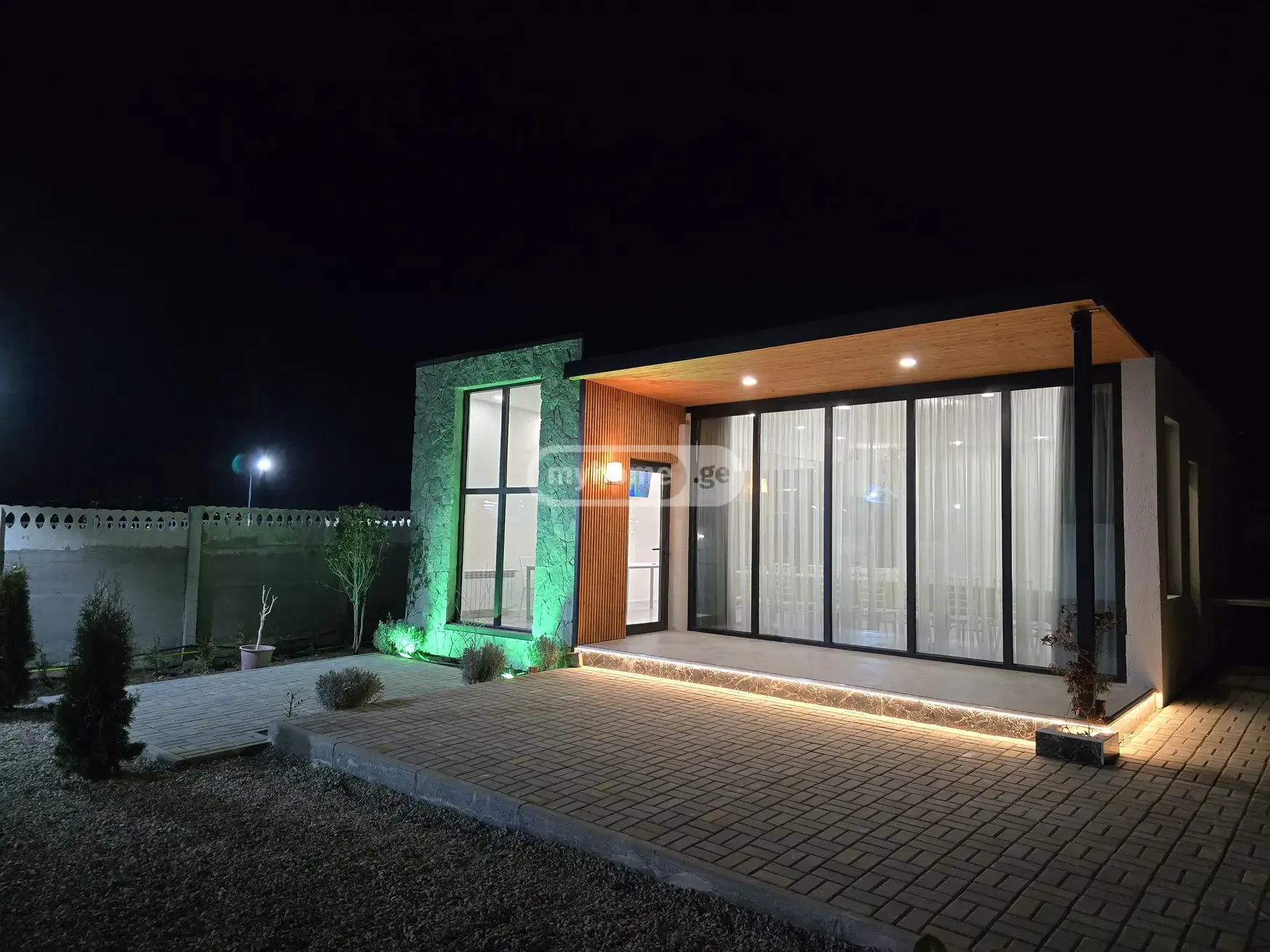 Daily Rent 1 Room Country House Varketilshi view 4