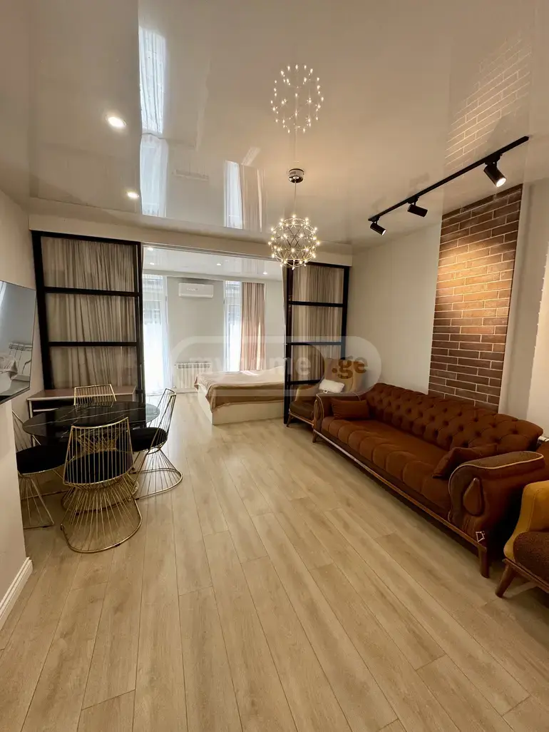 For Sale 1 Room Apartment, 1 of 8