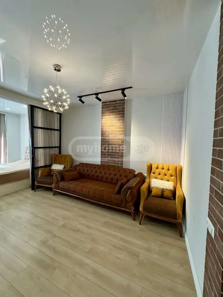 For Sale 1 Room Apartment, 2 of 8