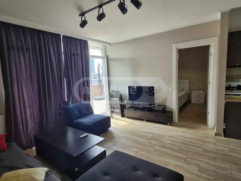 For Sale 2 Room Apartment, 1 of 5