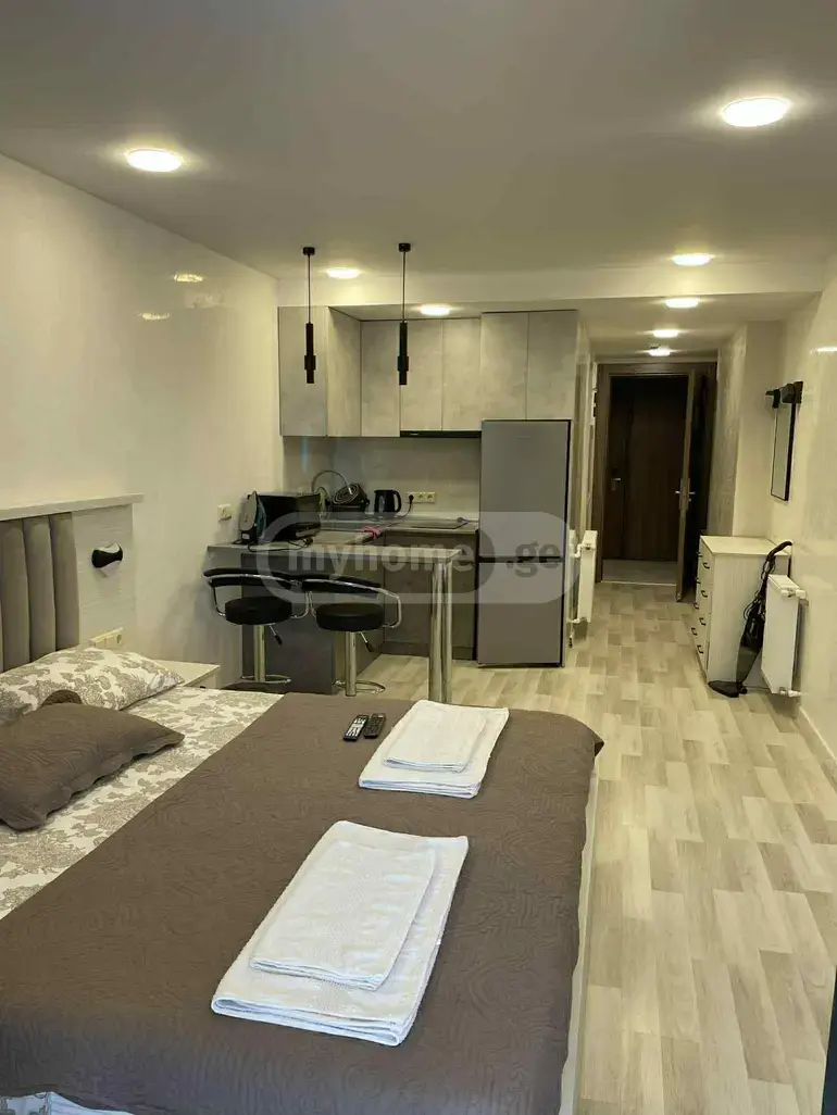 For Sale 1 Room Apartment, 1 of 5
