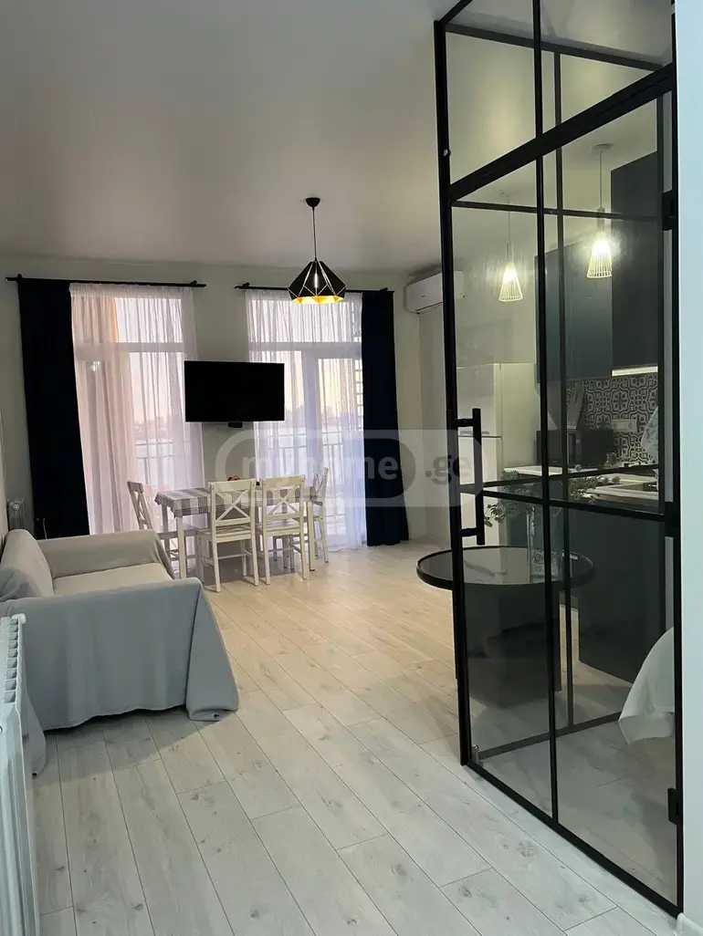 For Sale 1 Room Apartment, 1 of 4