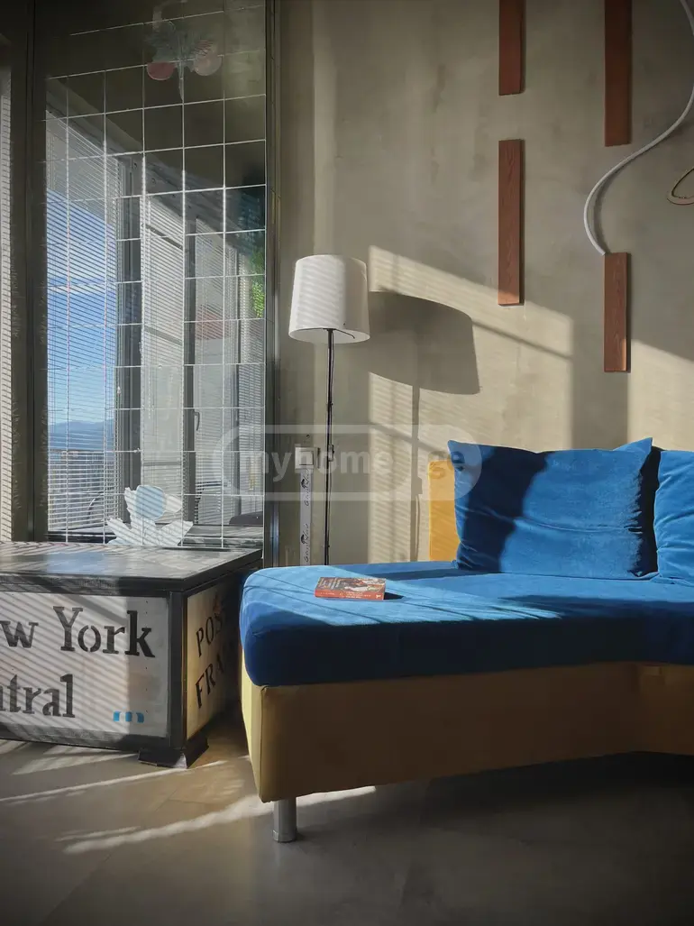 For Sale 1 Room Apartment, 1 of 7
