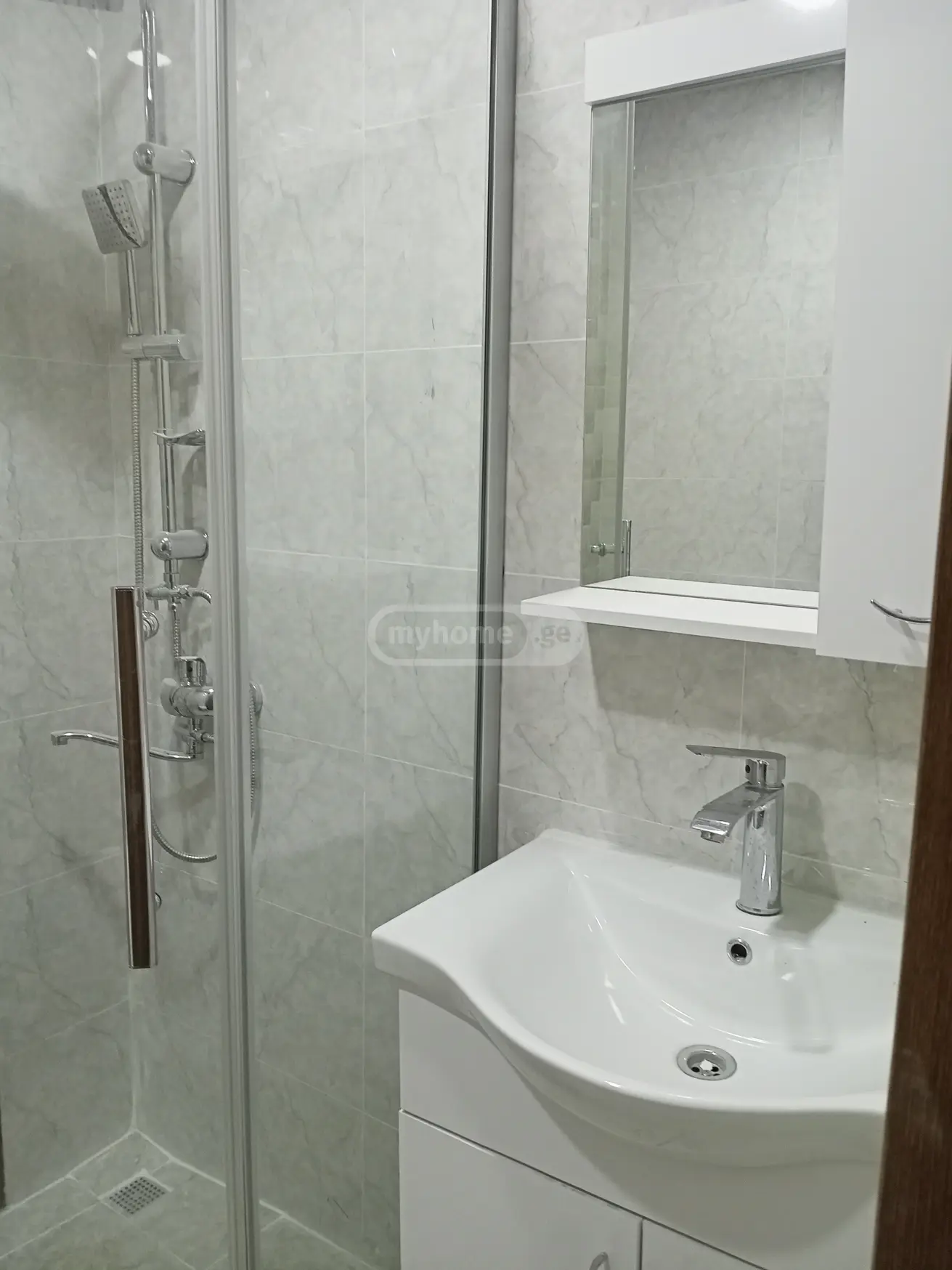 For Sale 2 Room Apartment, 10 of 12