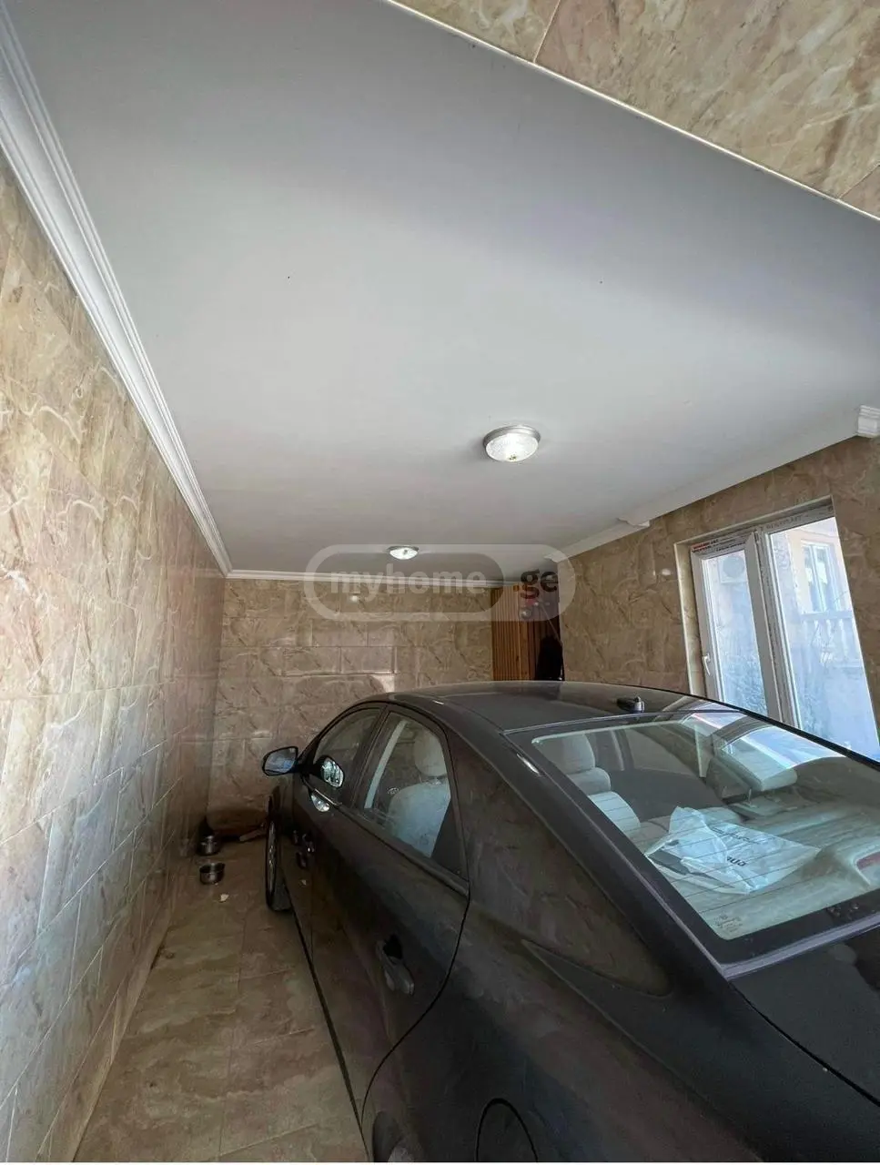 For Sale 9 Room Private House view 5