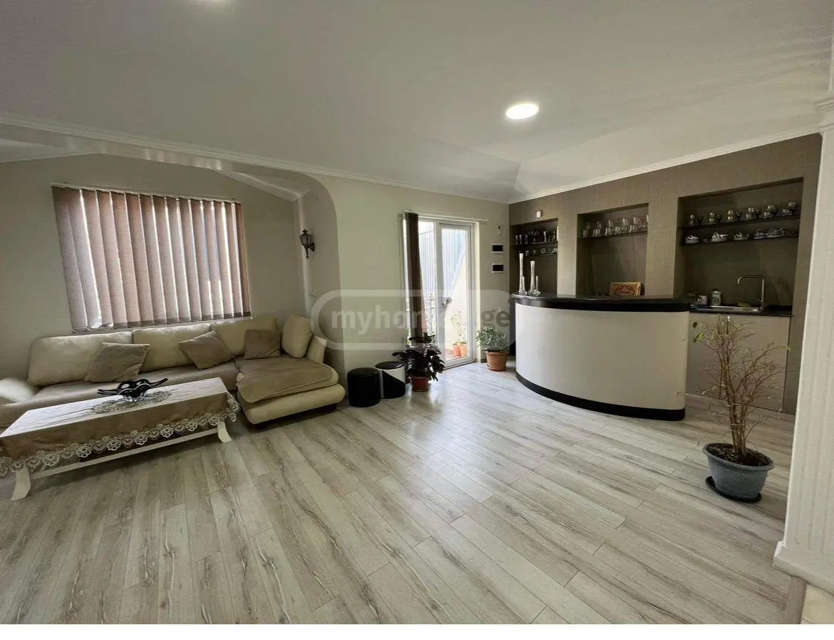For Sale 9 Room Private House view 10