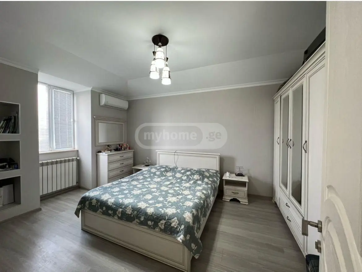 For Sale 9 Room Private House view 13