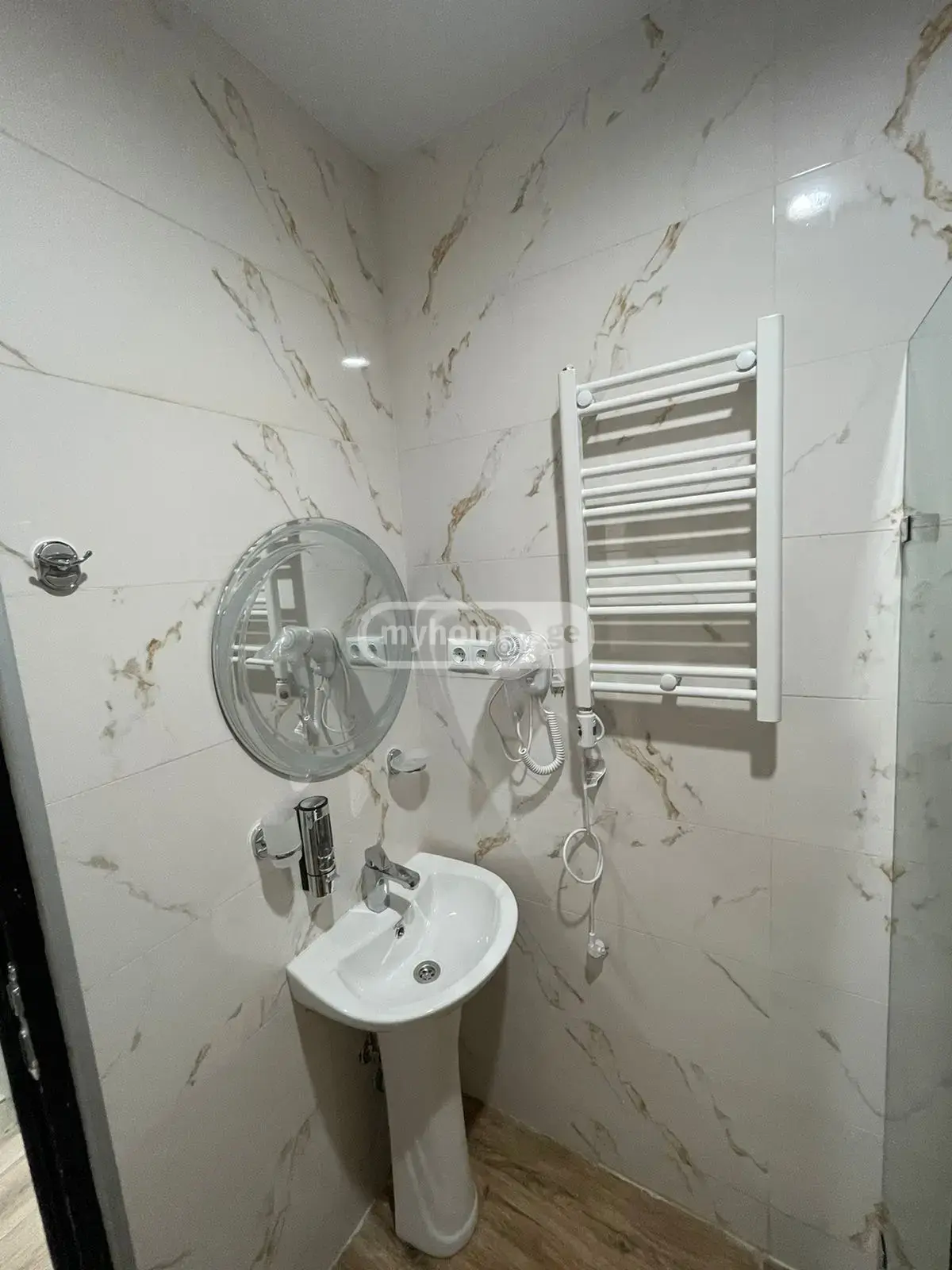 For Sale 10+ Room Sastumro In Batumi view 9