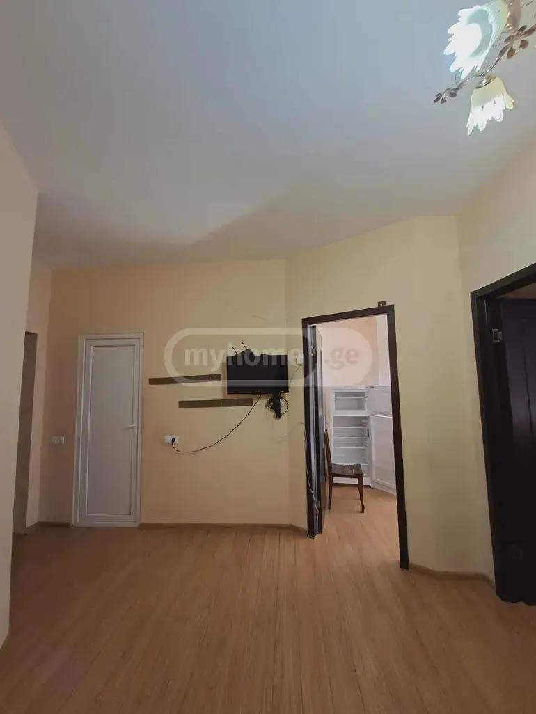 For Rent 2 Room Apartment Kutaisshi view 7