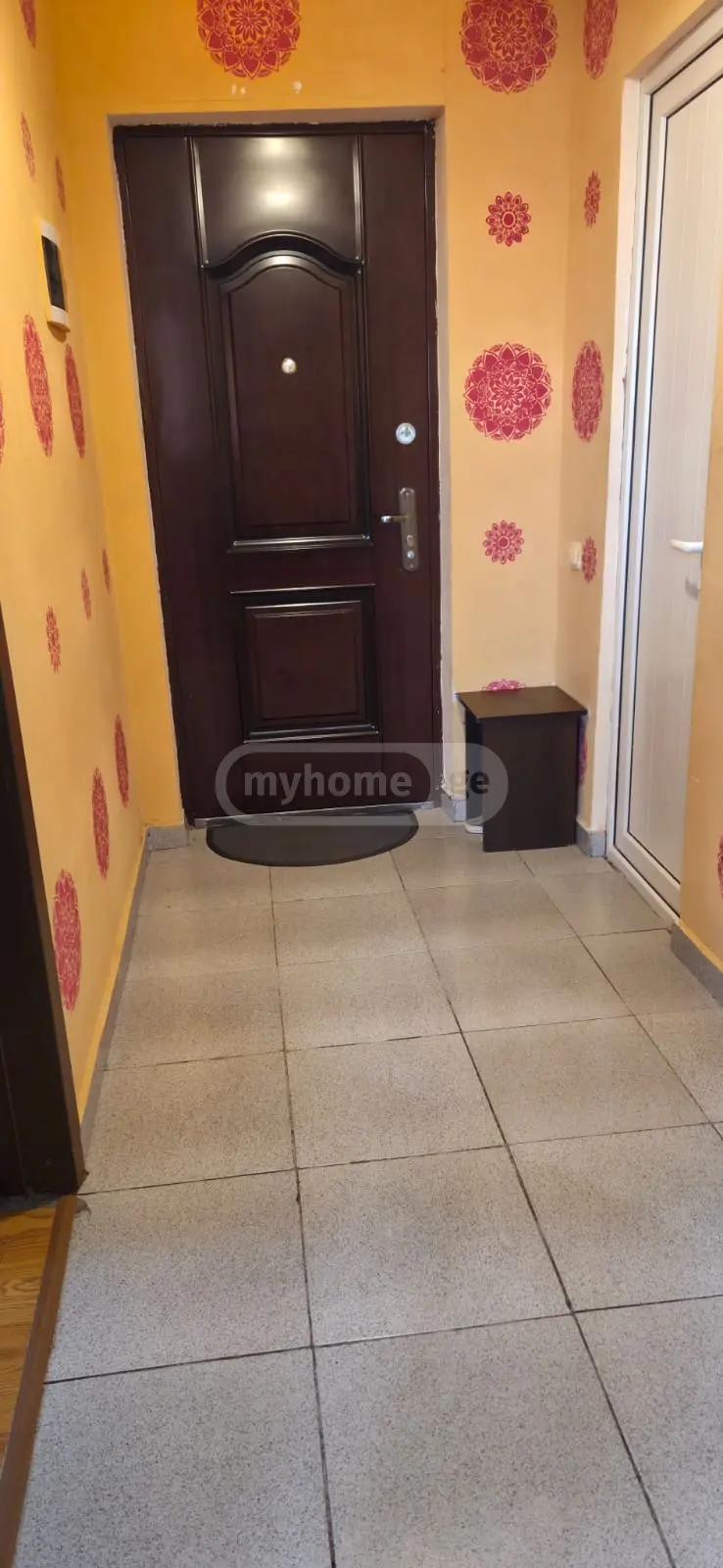 For Rent 2 Room Apartment Potshi view 6