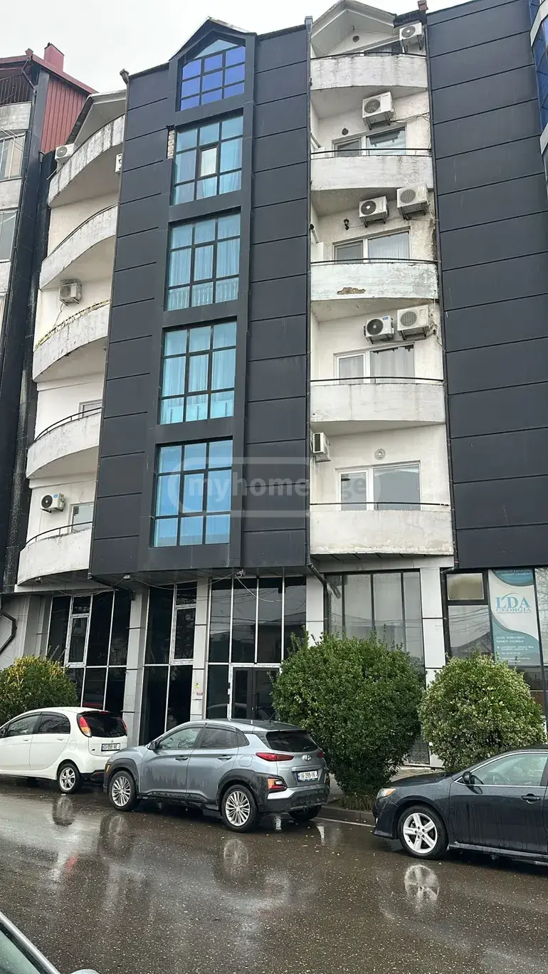 For Rent 4 Room Apartment Kutaisshi view 2