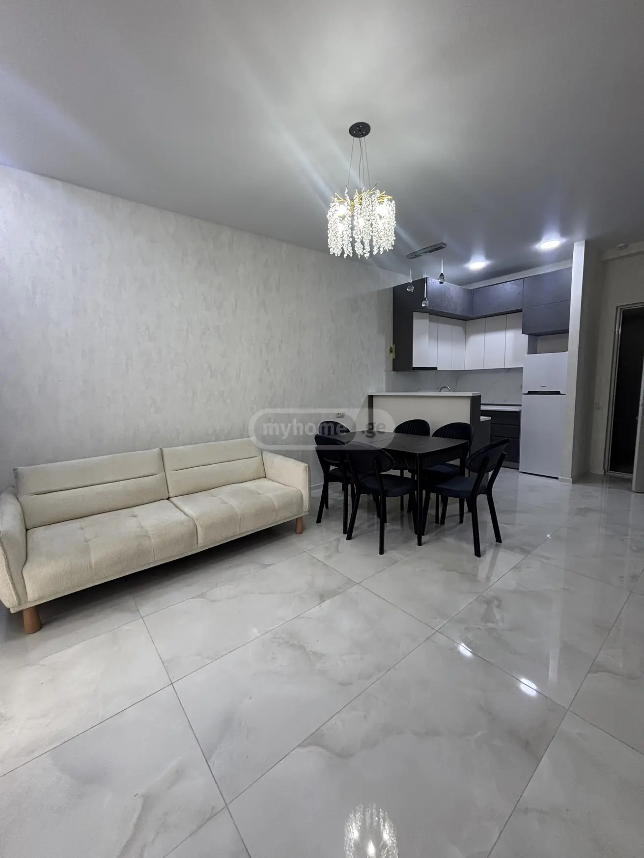 For Sale 3 Room Apartment, 4 of 12