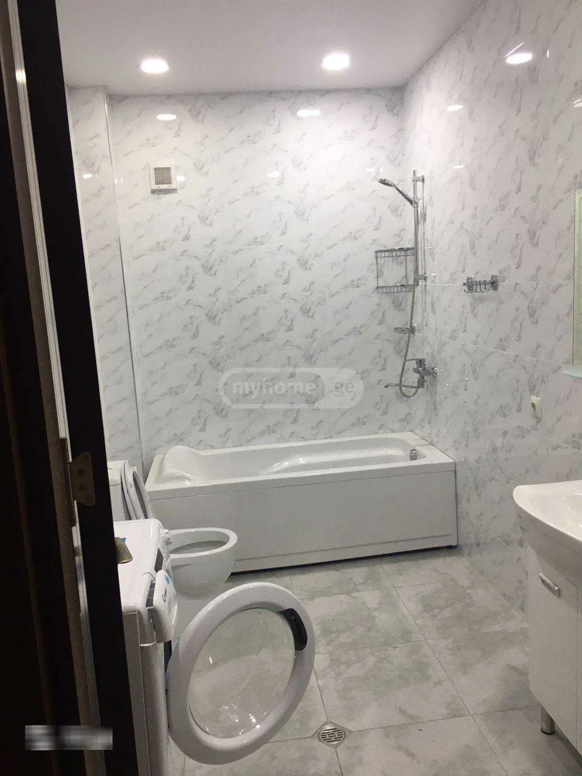 For Rent 4 Room Country House view 4