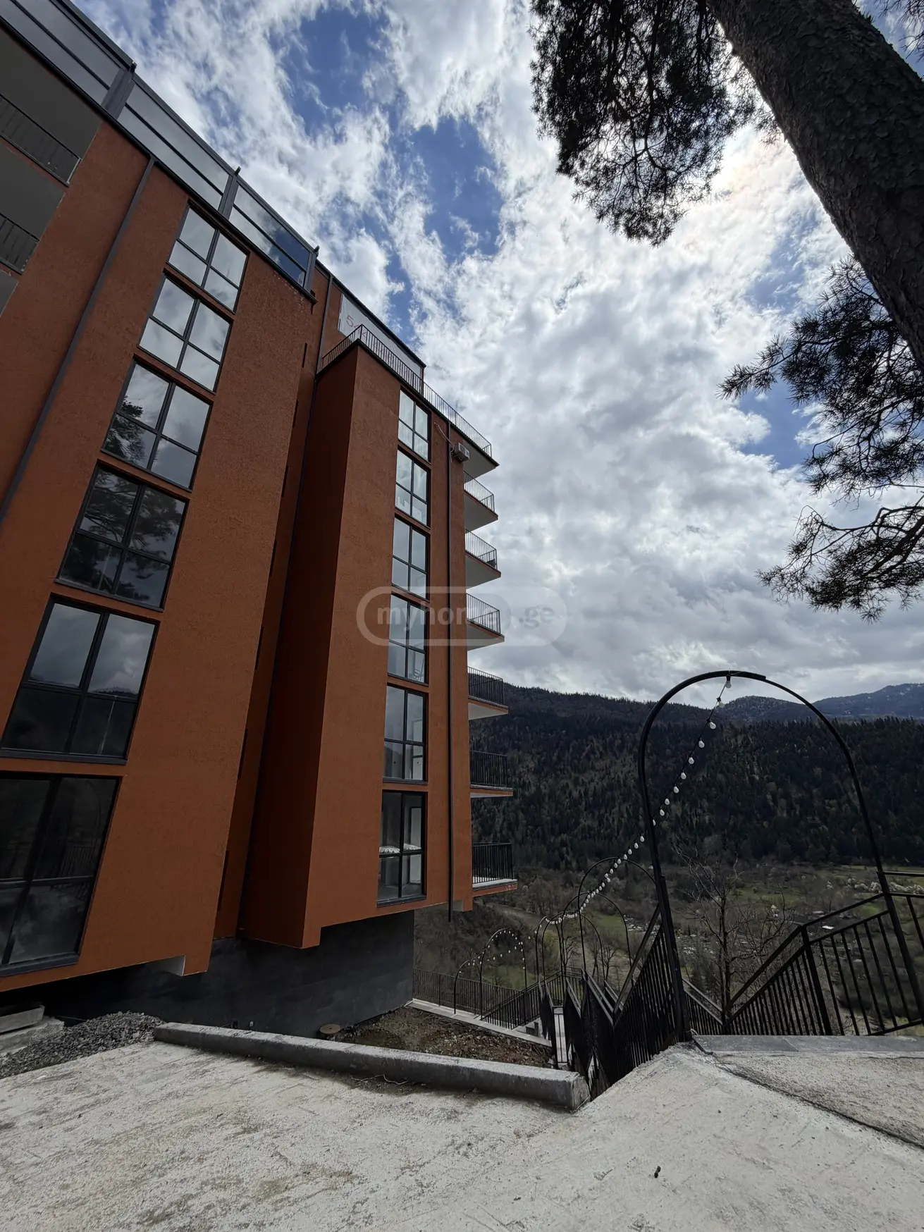 For Sale 1 Room Apartment Borjomshi view 15