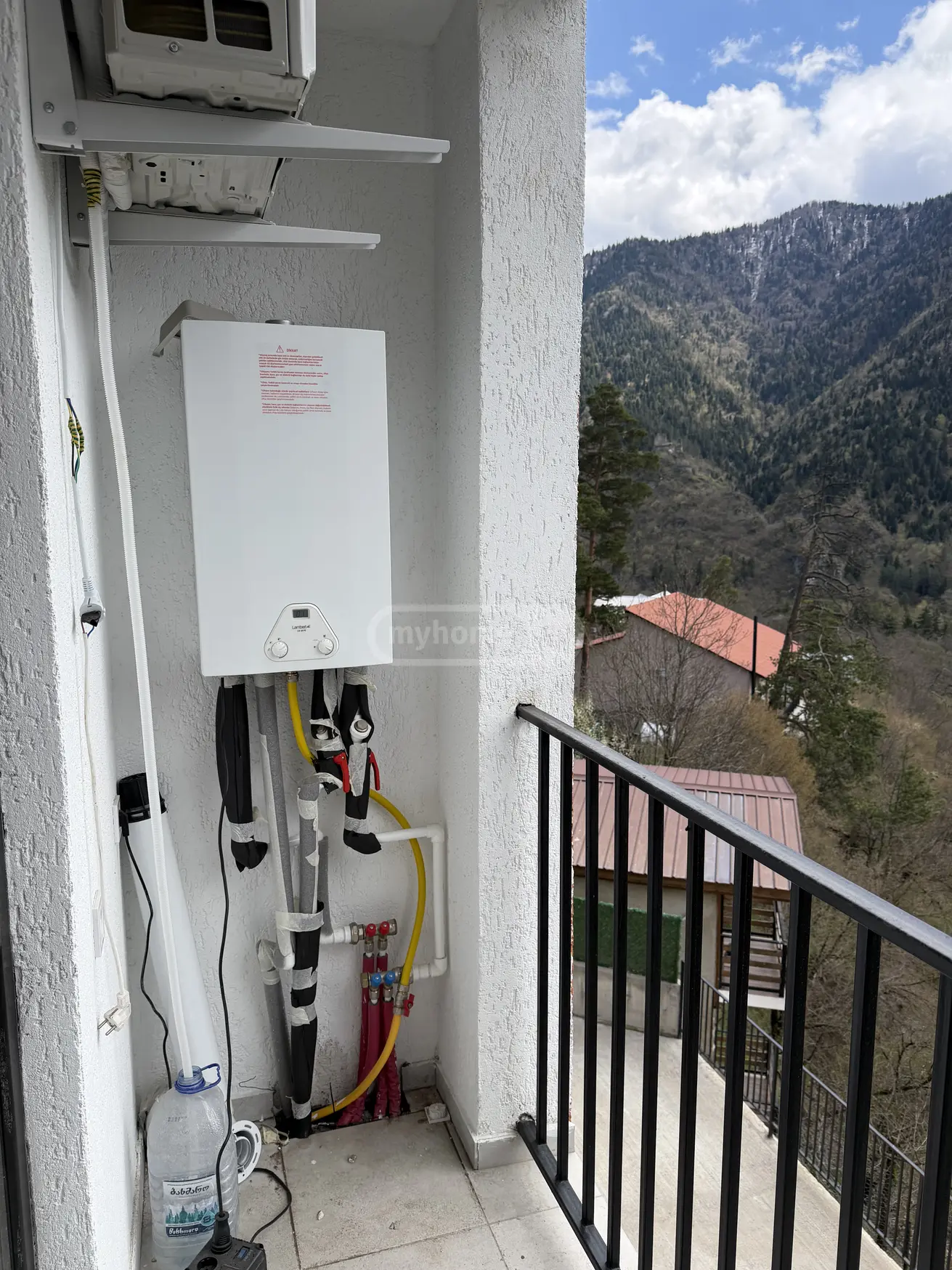 For Sale 1 Room Apartment Borjomshi view 6