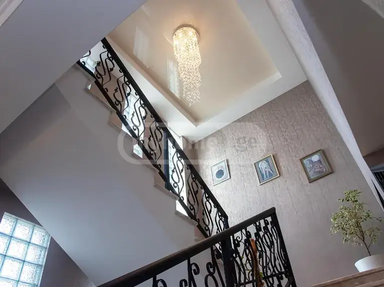 For Sale 9 Room Sastumro Lotkinze, 4 of 12
