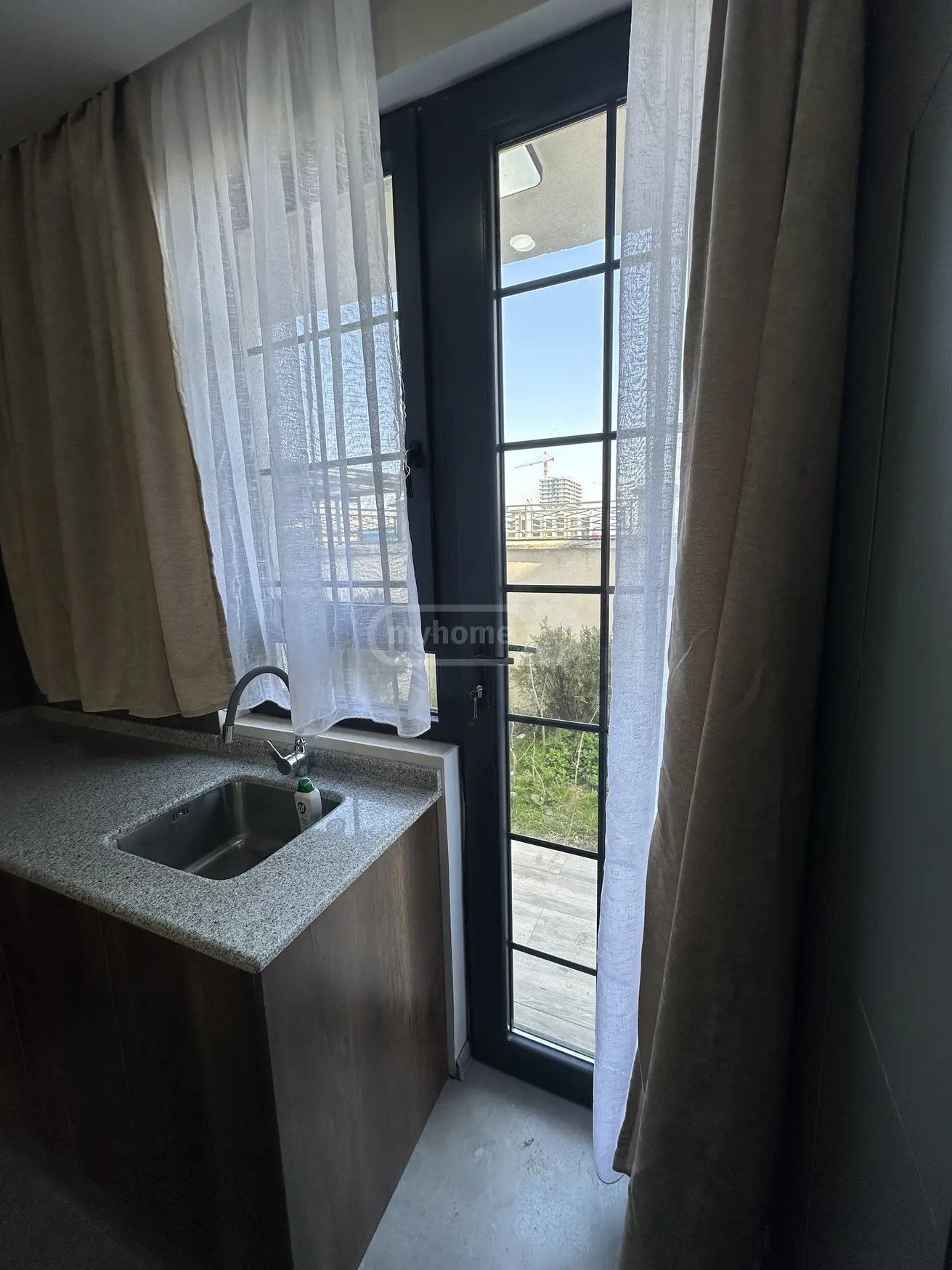 For Sale 7 Room Private House, 2 of 12