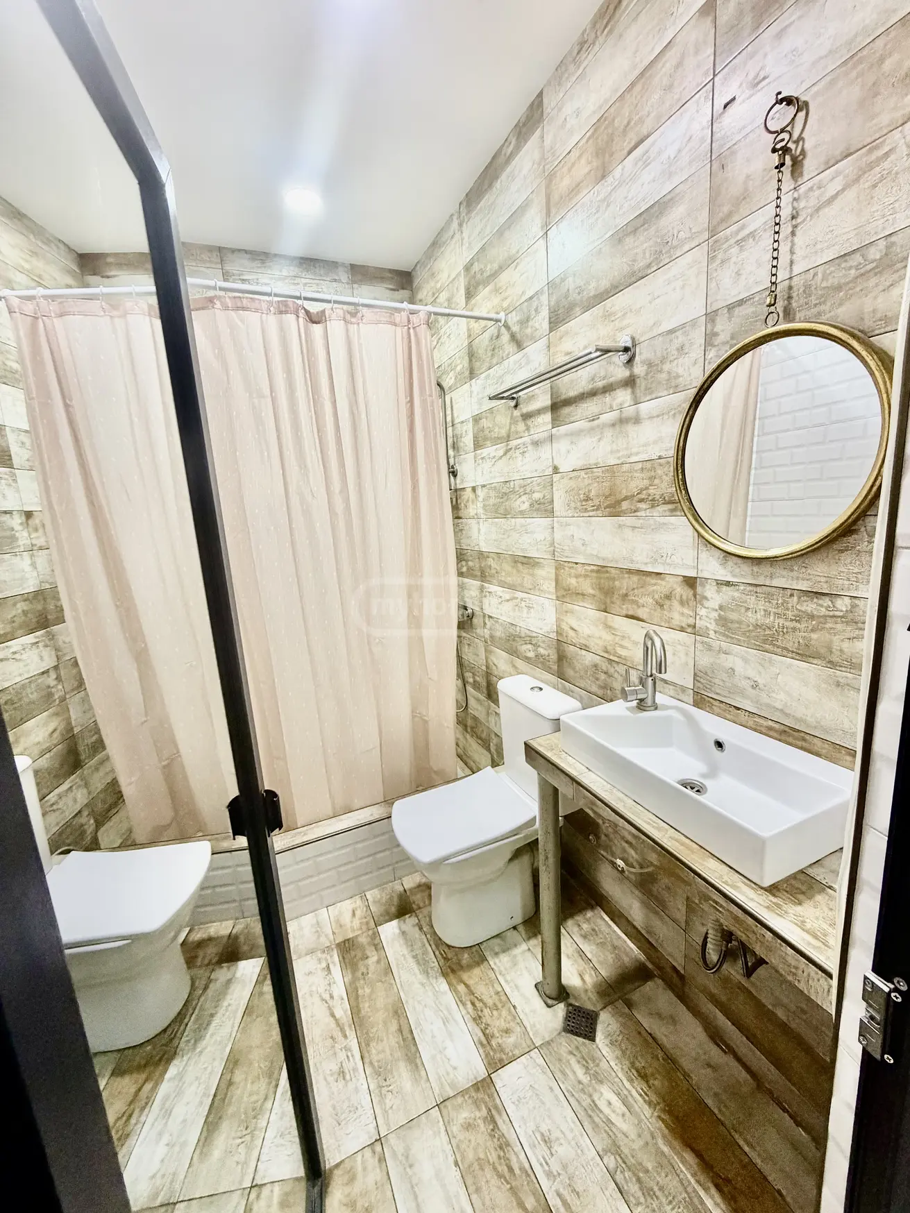 For Sale 1 Room Apartment Kutaisshi view 4