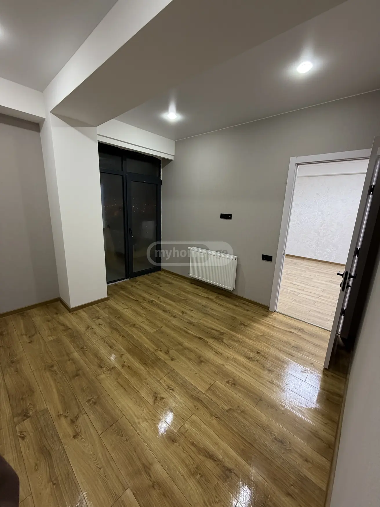 For Sale 2 Room Apartment, 6 of 12