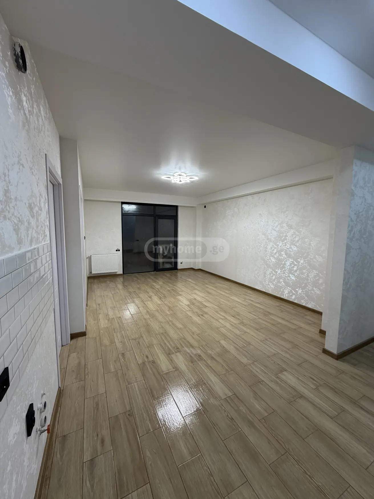 For Sale 2 Room Apartment, 3 of 12