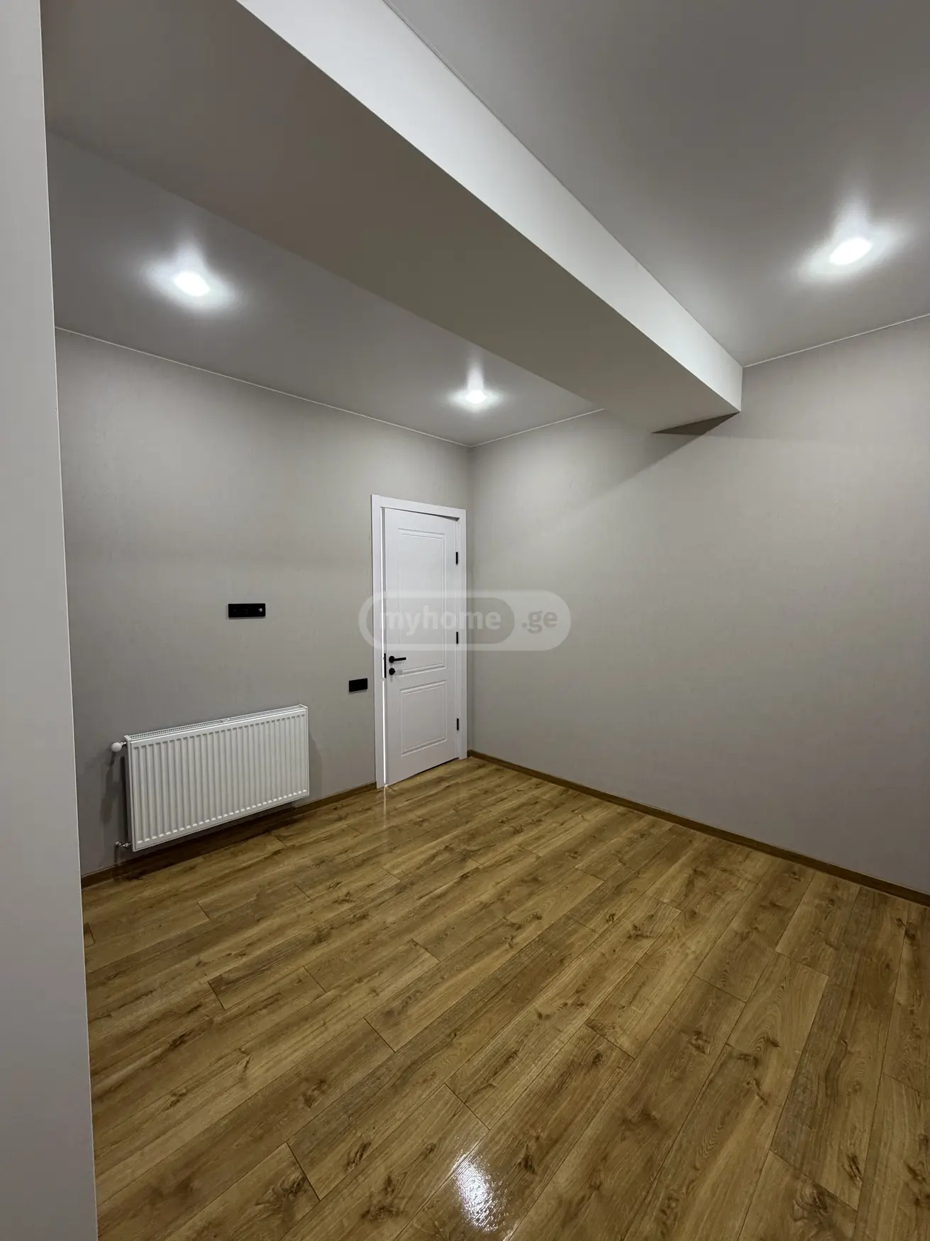 For Sale 2 Room Apartment, 7 of 12