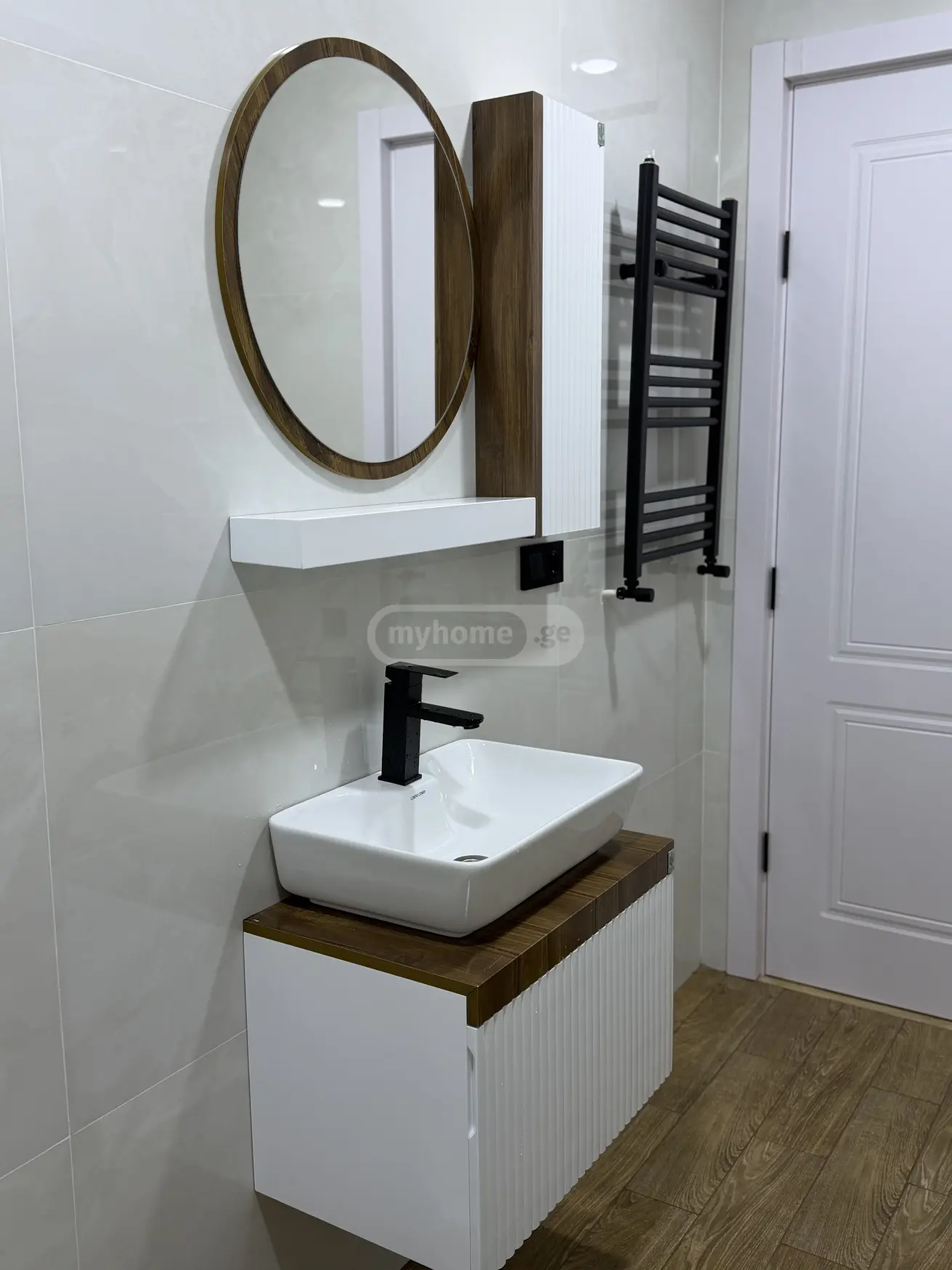 For Sale 2 Room Apartment, 10 of 12