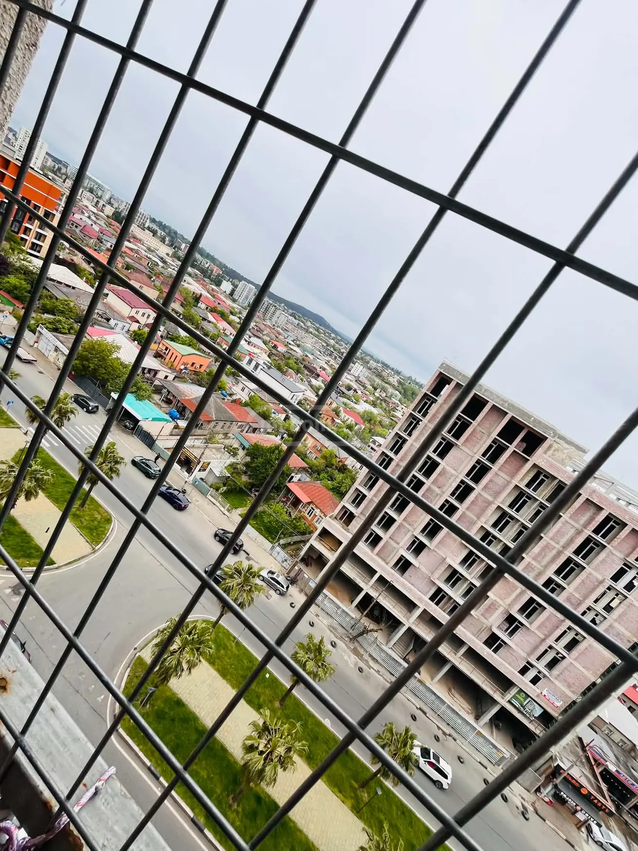 For Sale 2 Room Apartment Kutaisshi view 6