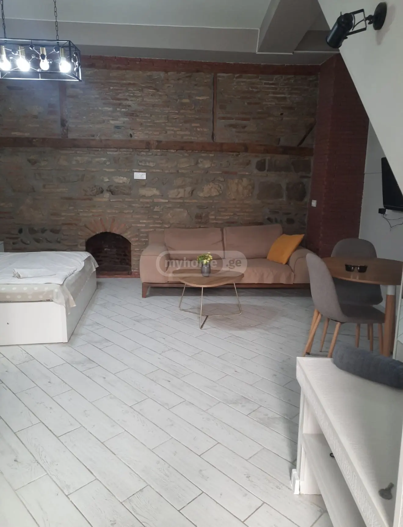 For Rent 1 Room Apartment Gorshi view 2