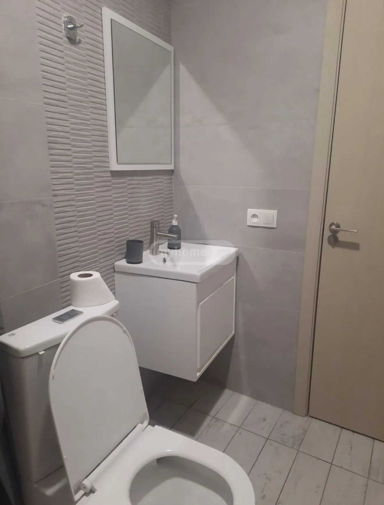 For Rent 1 Room Apartment Gorshi view 9