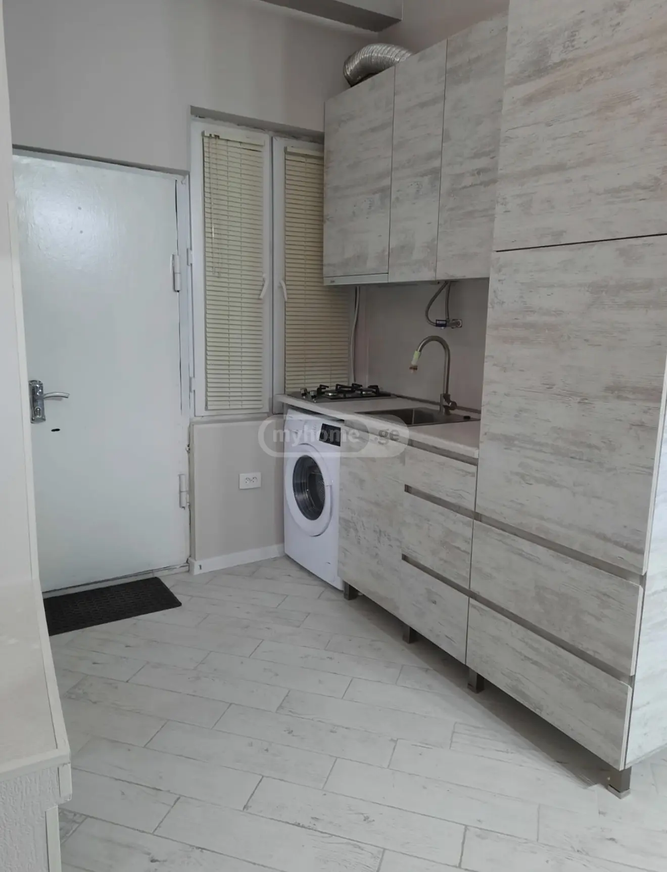 For Rent 1 Room Apartment Gorshi view 6