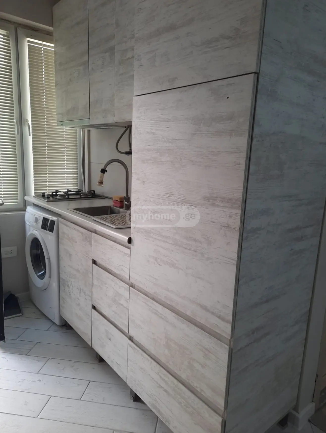 For Rent 1 Room Apartment Gorshi view 7