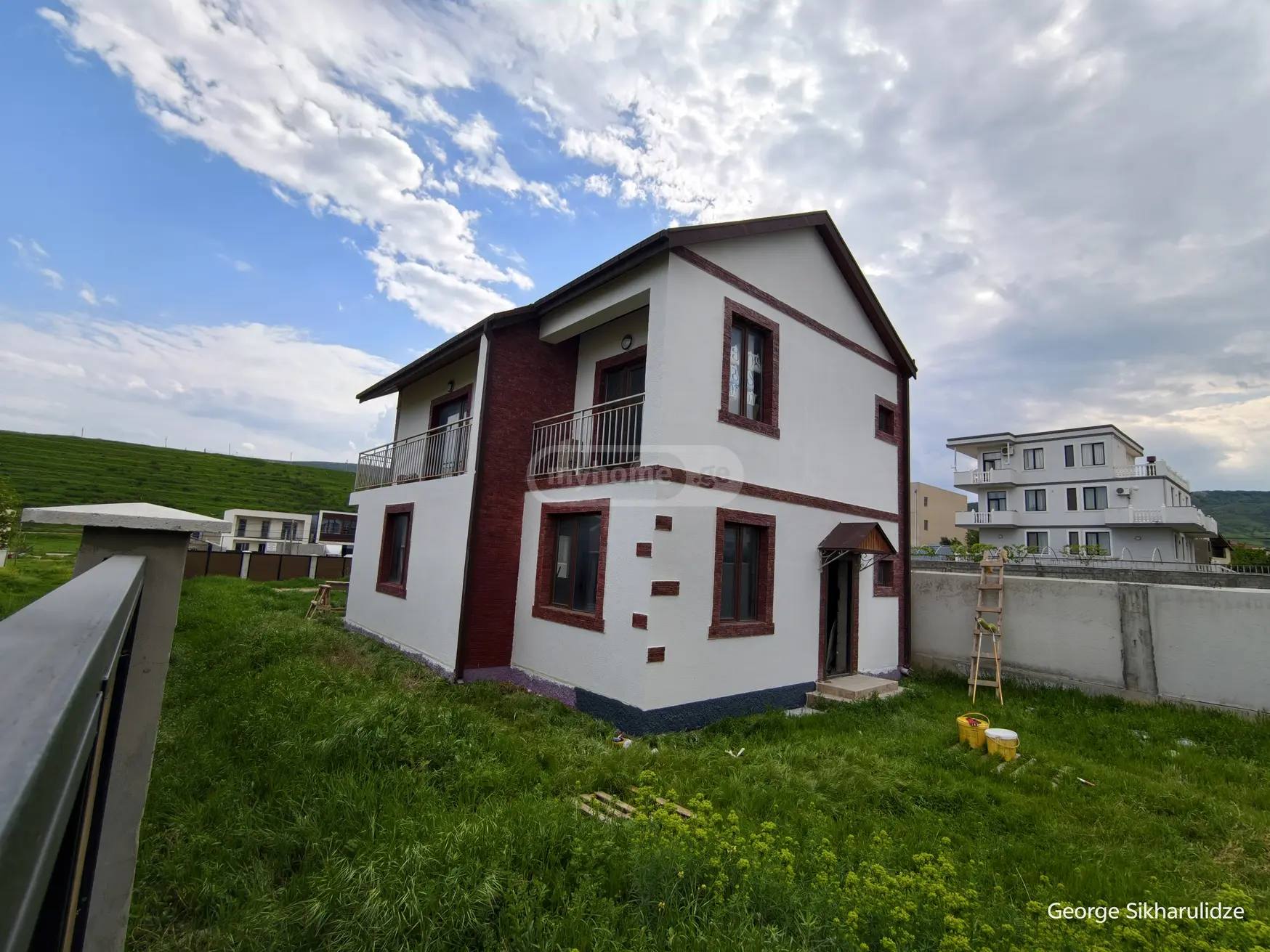 For Sale 5 Room Private House view 1