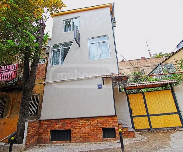 For Rent 4 Room Private House Mtatsmindaze, 1 of 10