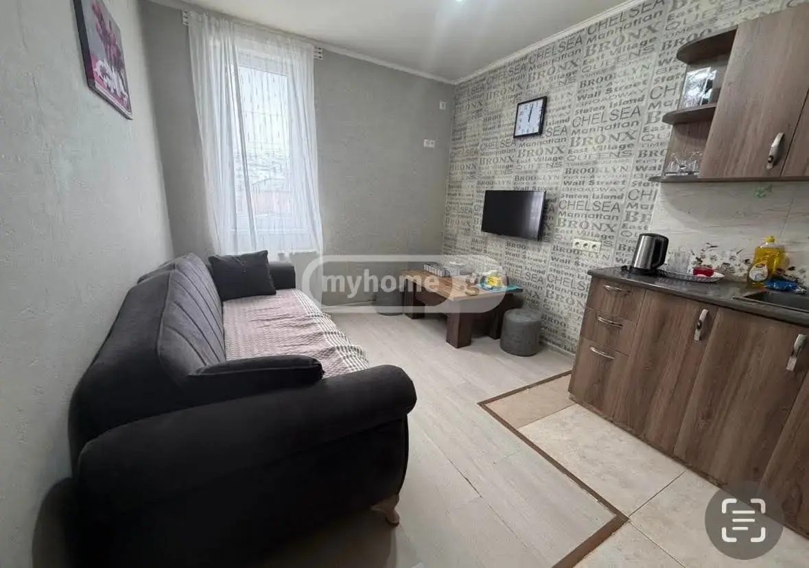 For Rent 2 Room Apartment, 2 of 11