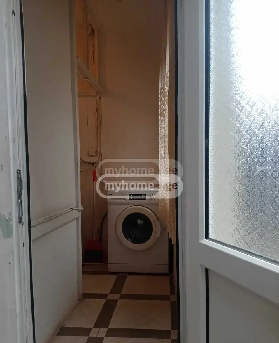 For Sale 1 Room Apartment Chughuretshi, 3 of 8