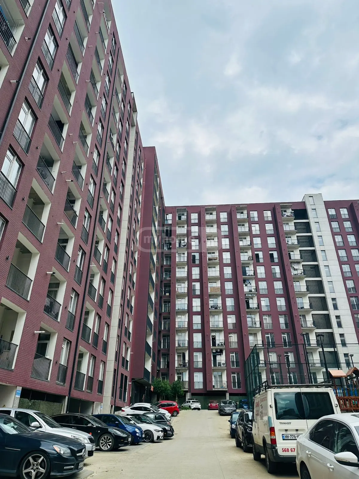 For Sale 3 Room Apartment, 2 of 12
