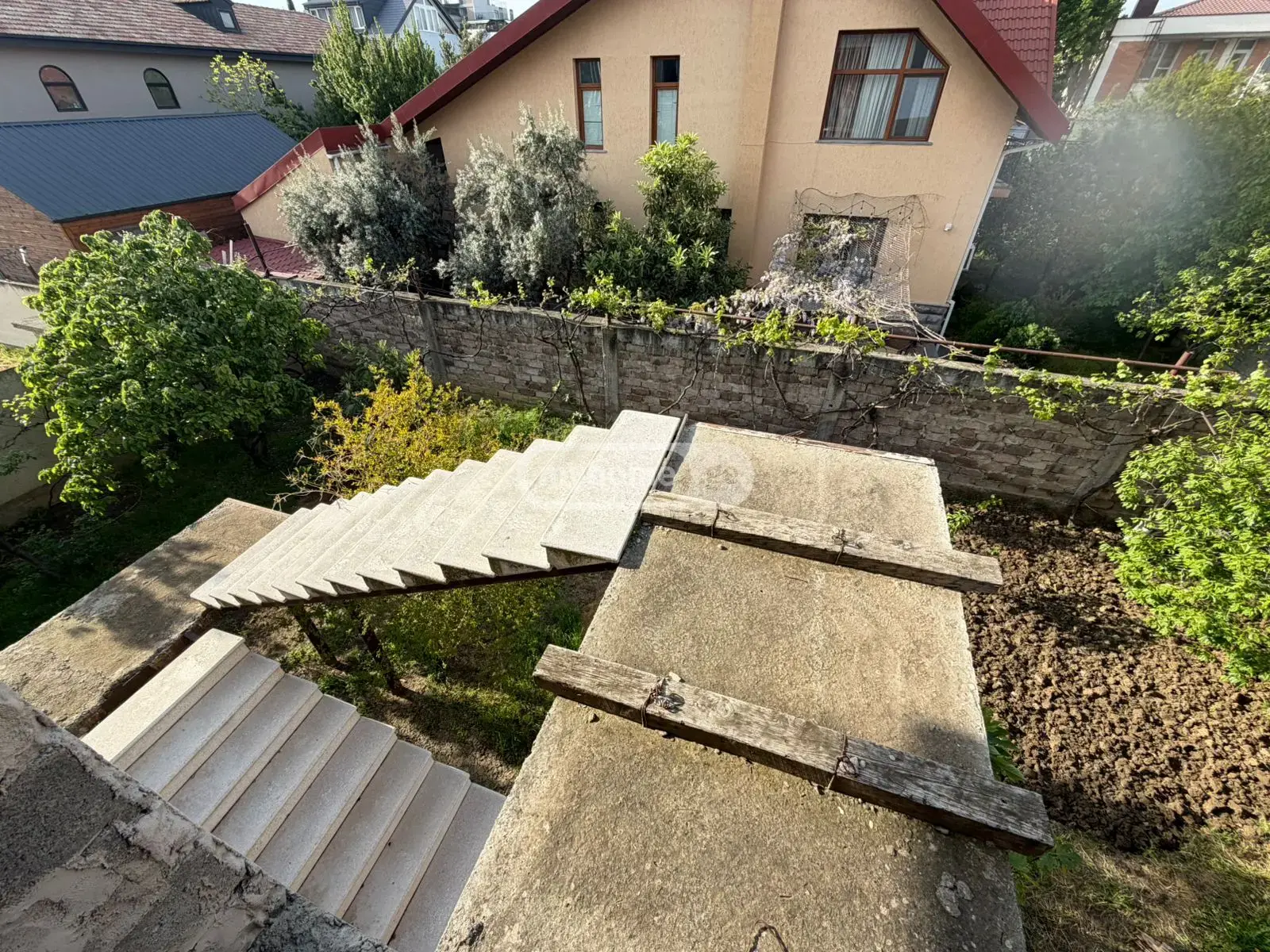 For Sale 8 Room Private House Dighmis Masivshi view 2