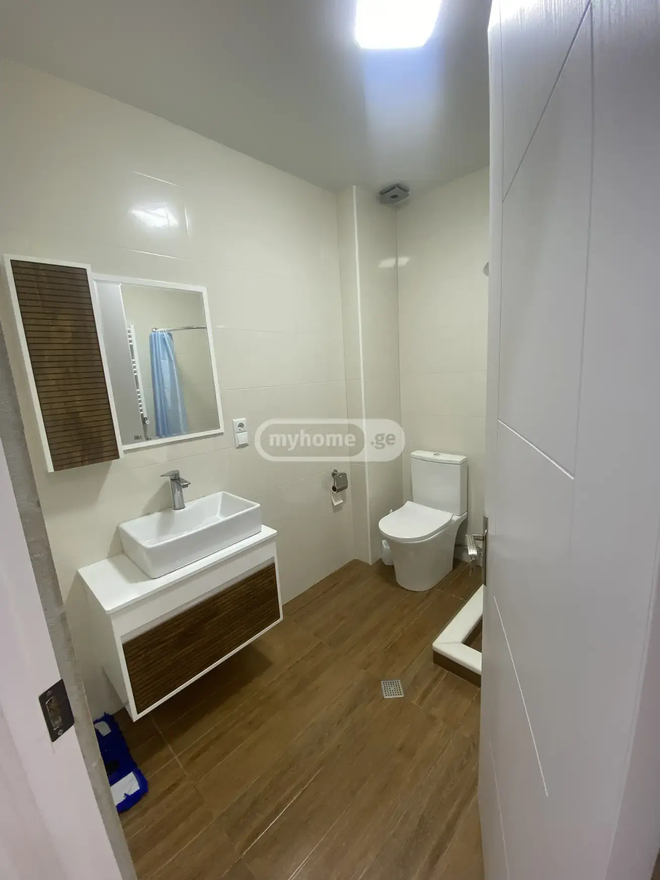 For Rent 3 Room Apartment Kutaisshi, 9 of 12