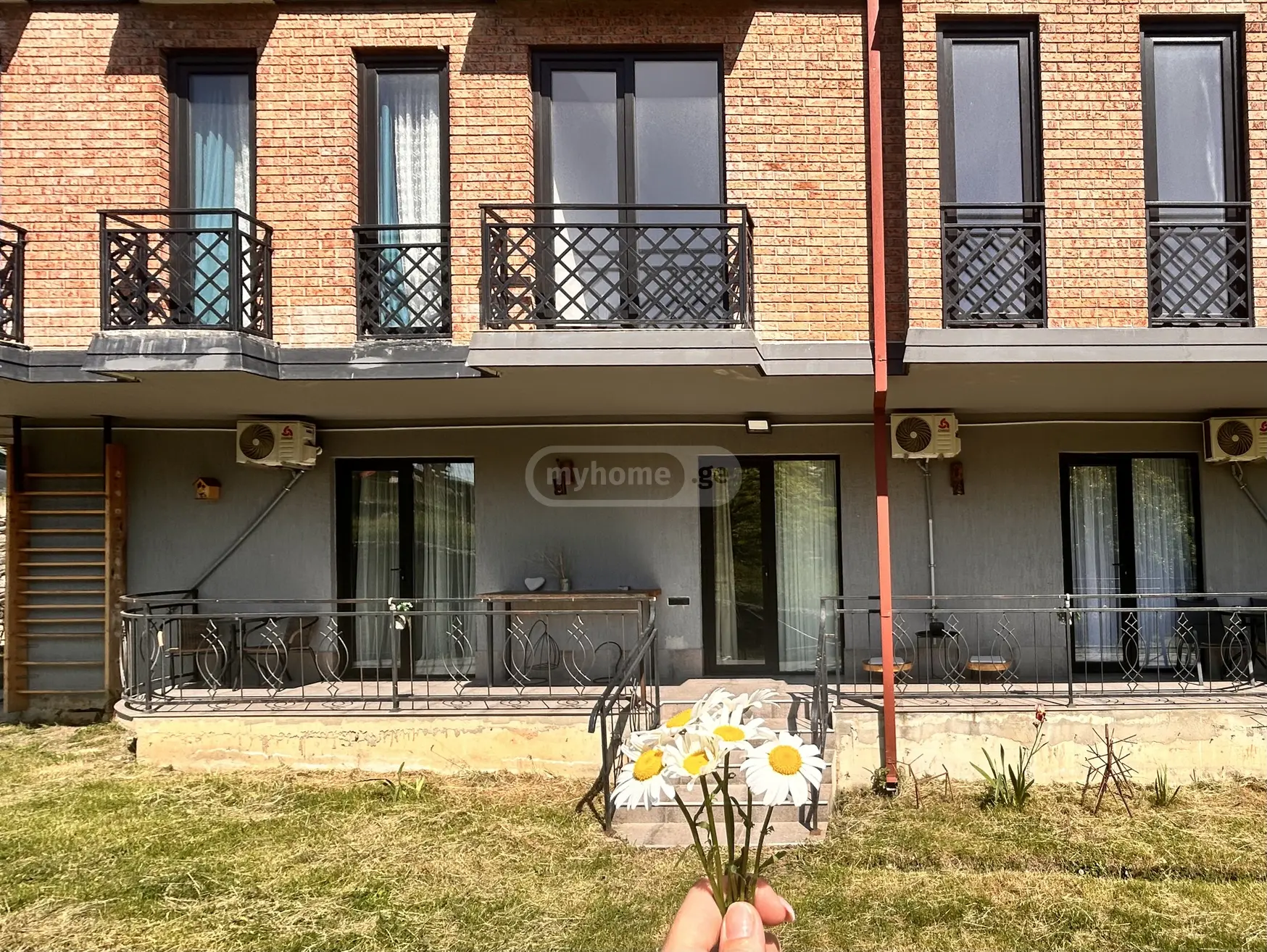 Daily Rent 3 Room Apartment Kutaisshi view 5