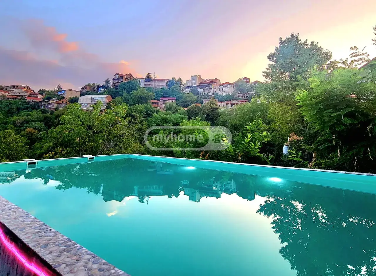 Продажа 4-комната Квартира в Sighnaghshi view 2