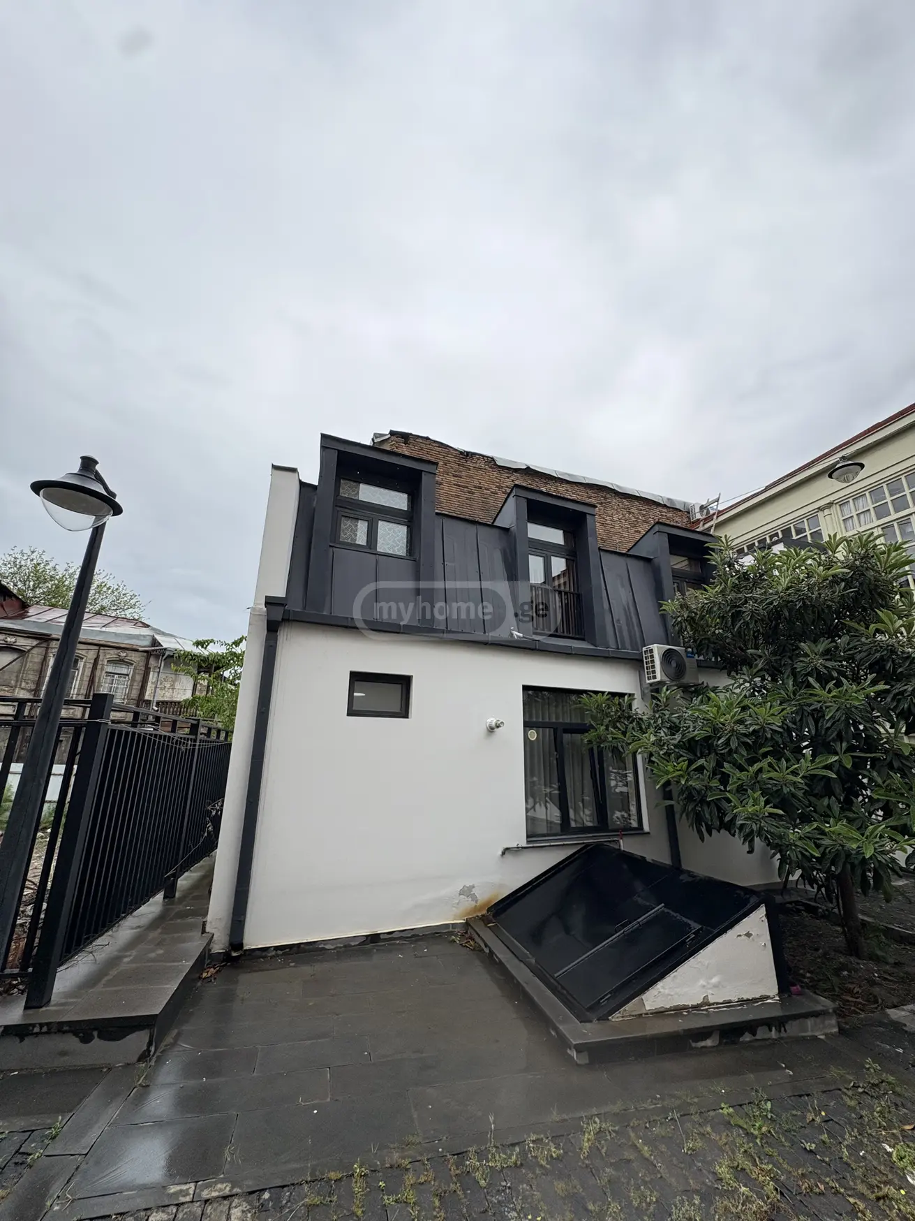 For Rent 5 Room Private House Abanotubanshi, 1 of 12